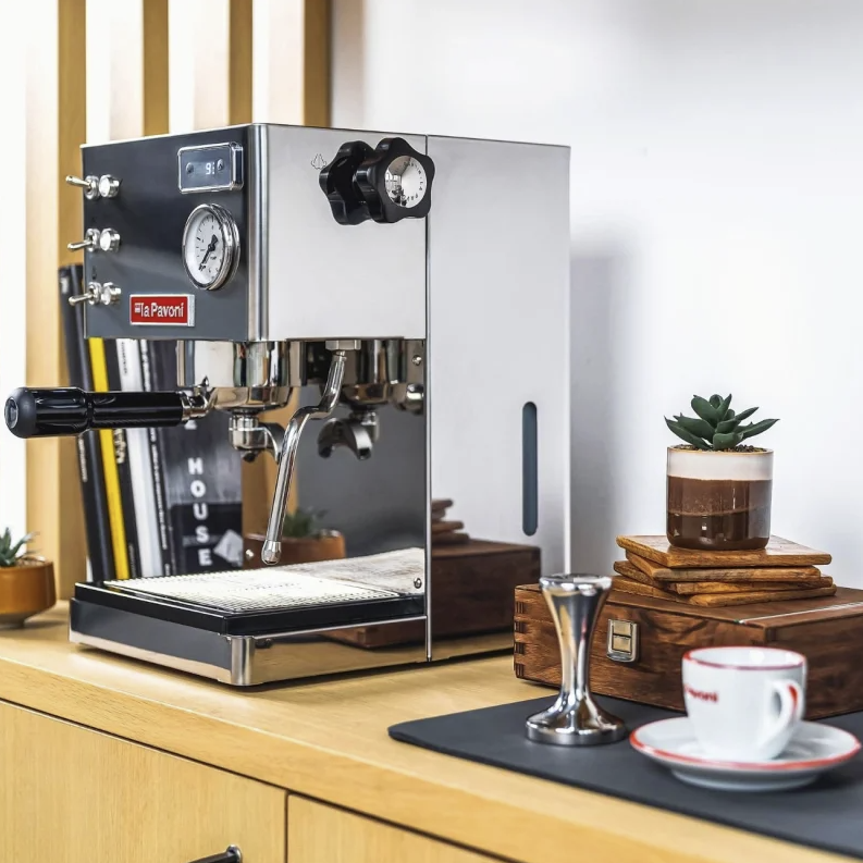 Kavos aparatas La Pavoni LPMCBS02EU - Užsakomoji prekė 1 Kavos aparatas La Pavoni LPMCBS02EU - Užsakomoji prekė 1