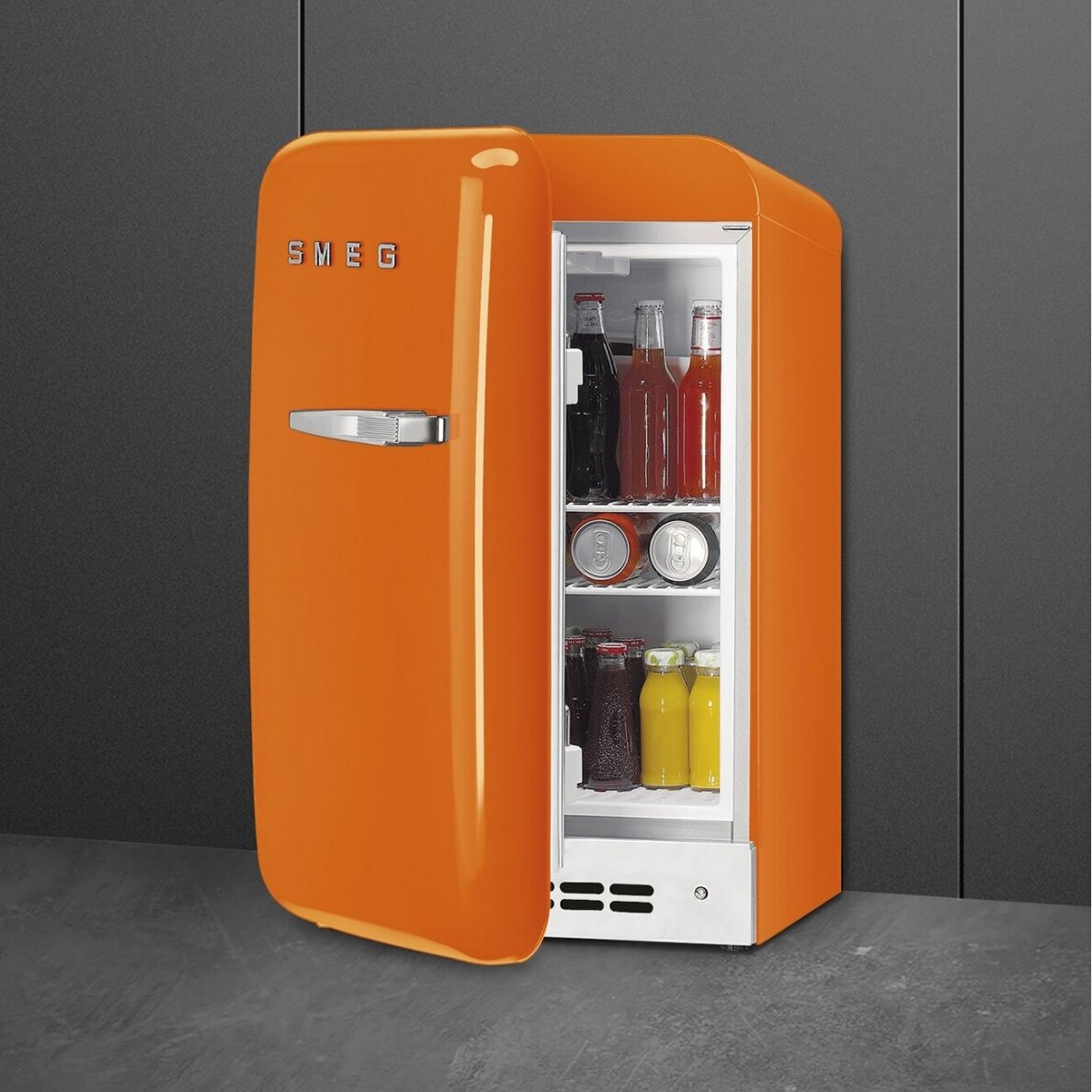 Šaldytuvas - mini baras Smeg FAB5LOR6 - Užsakomoji prekė 1 Šaldytuvas - mini baras Smeg FAB5LOR6 - Užsakomoji prekė 1