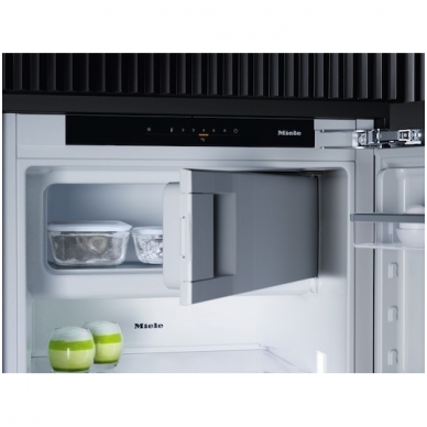 Šaldytuvas Miele K 7116 E 2 Šaldytuvas Miele K 7116 E 2