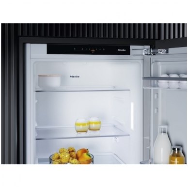 Šaldytuvas Miele K 7117 D 2 Šaldytuvas Miele K 7117 D 2