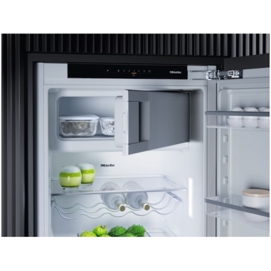 Šaldytuvas Miele K 7318 D 2 Šaldytuvas Miele K 7318 D 2