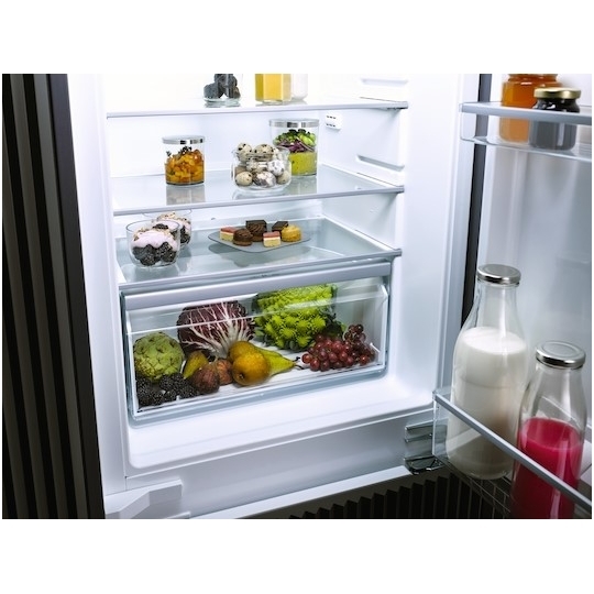 Šaldytuvas Miele K 7104 E 2 Šaldytuvas Miele K 7104 E 2